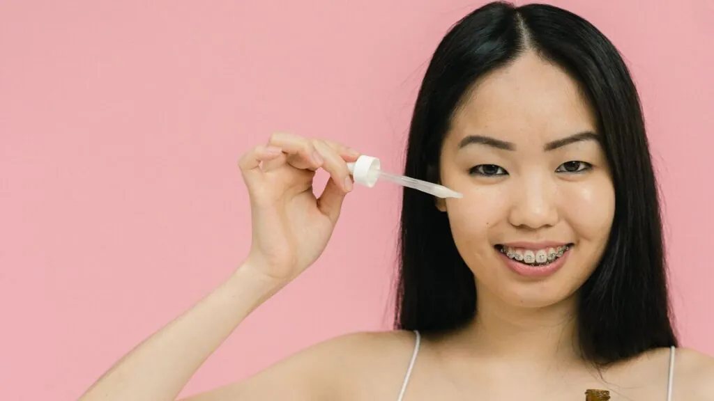 Minimalist vs The Derma Co Niacinamide Serum: Which Suits You?
