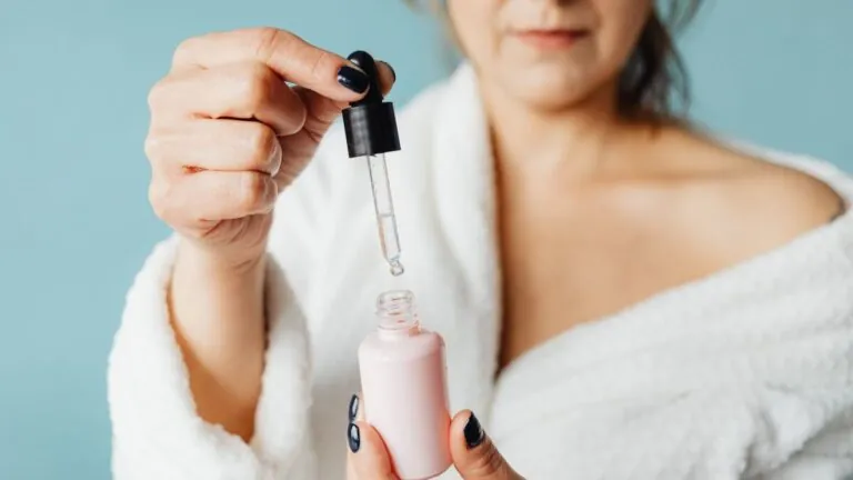 Niacinamide vs Vitamin C: Which Suits Indian Skin? (2026)